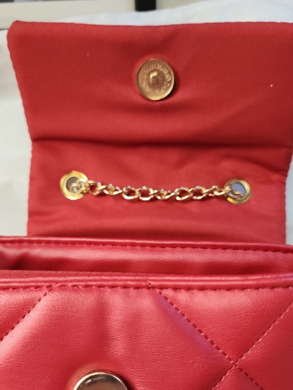 bebe Quilted Crossbody Bag in Red with Gold Hardware New With Tags - Picture 8 of 10